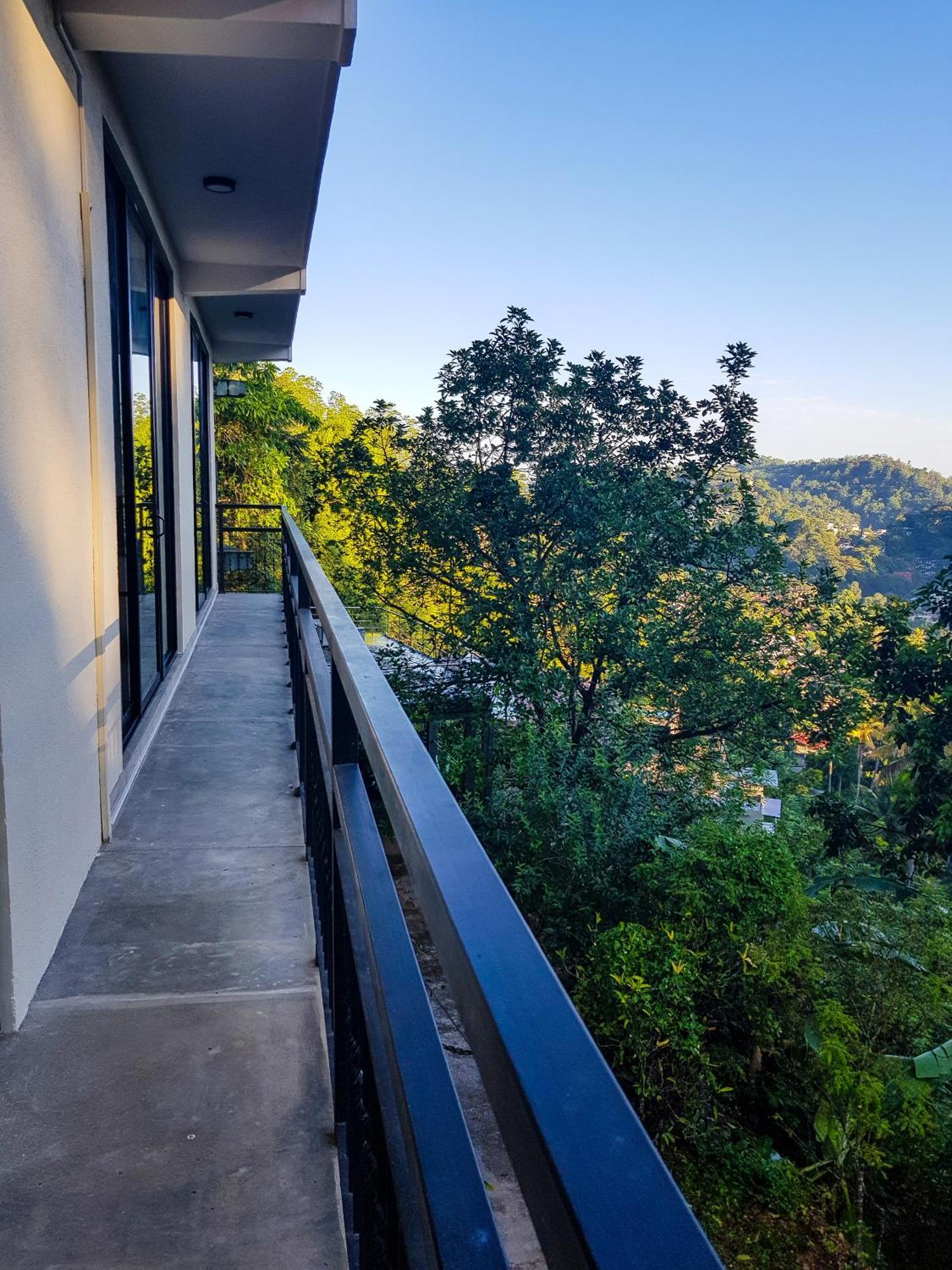 Hotel Lush Breeze Kandy Exterior foto